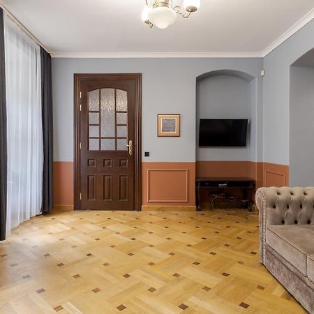 Appartamento Tut Staroevreyska With Terrace Leopoli Esterno foto