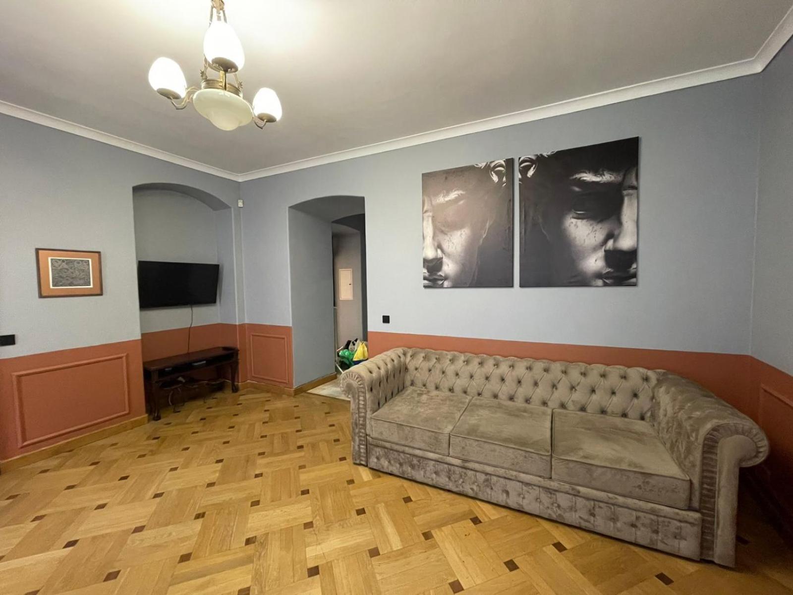 Appartamento Tut Staroevreyska With Terrace Leopoli Esterno foto